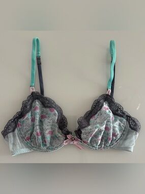 Victoria's Secret Unlined Silk & Cotton Blend Demi Elephant Floral Bra Size 34B